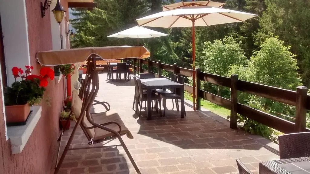 Albergo Ristorante Pineta Collio Hotel
