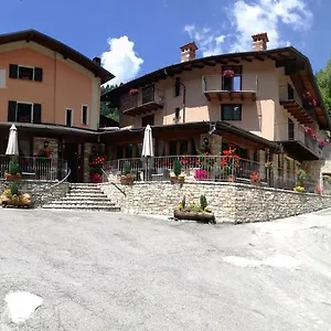 Landhaus Agriturismo Cornei Da Nadia